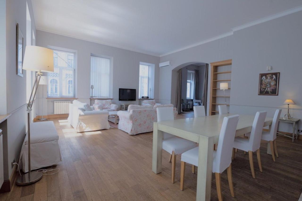 Great 144 Sq.M. Apartment In The Center Of Киев Экстерьер фото